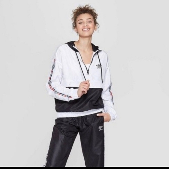 UMBRO Black White Half Zip Pullover Hooded Windbreaker Jacket - Kangaroo Pocket - Picture 2 of 15